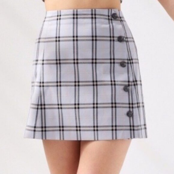 Plaid Button-Front Skirt - Picture 2 of 8